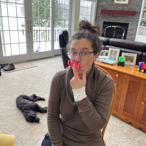 Meet your Posher, Allie - Picture 2 of 5